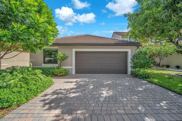 $774,900 | 225 East Bayridge Drive, Weston, FL 33326