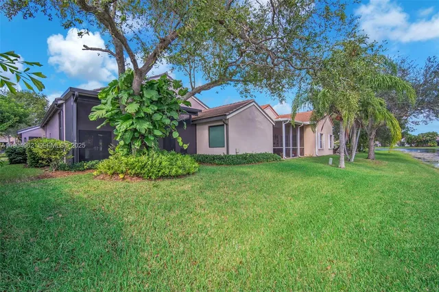 $774,900 | 225 East Bayridge Drive, Weston, FL 33326