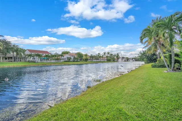 $774,900 | 225 East Bayridge Drive, Weston, FL 33326