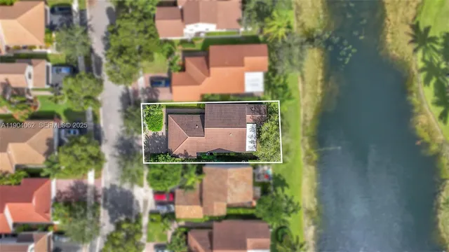 $774,900 | 225 East Bayridge Drive, Weston, FL 33326