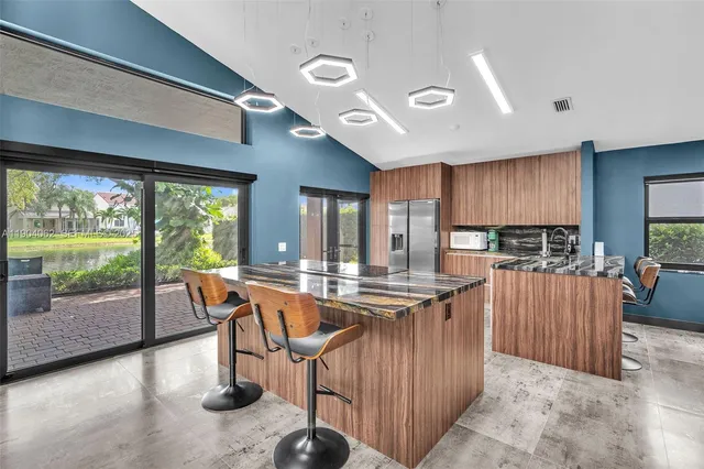 $774,900 | 225 East Bayridge Drive, Weston, FL 33326