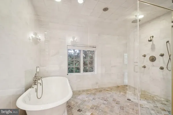 a view of a outdoor space