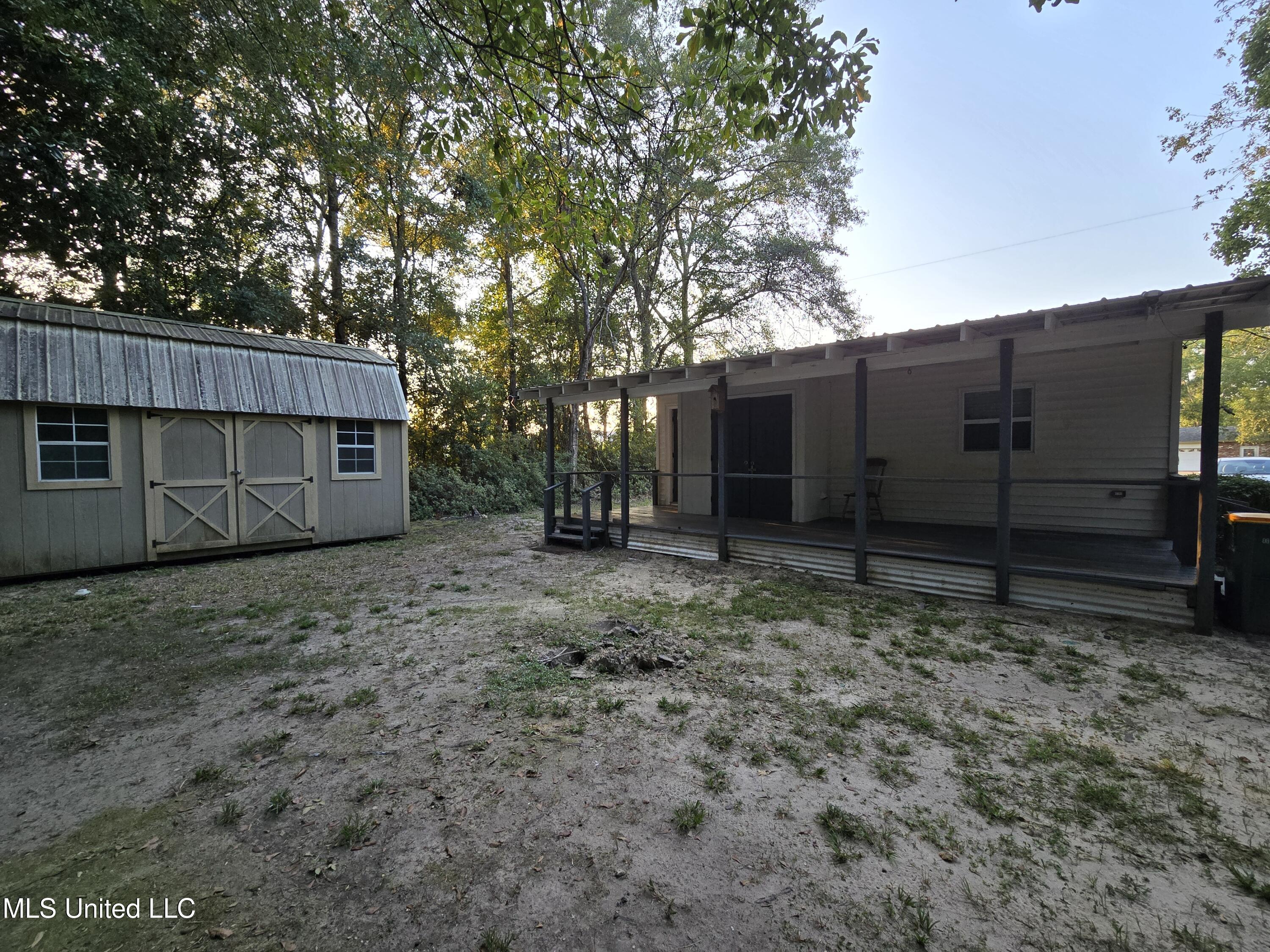 14691 North Swan Road Gulfport, MS 39503 - Photo 17 of 25 Backyard