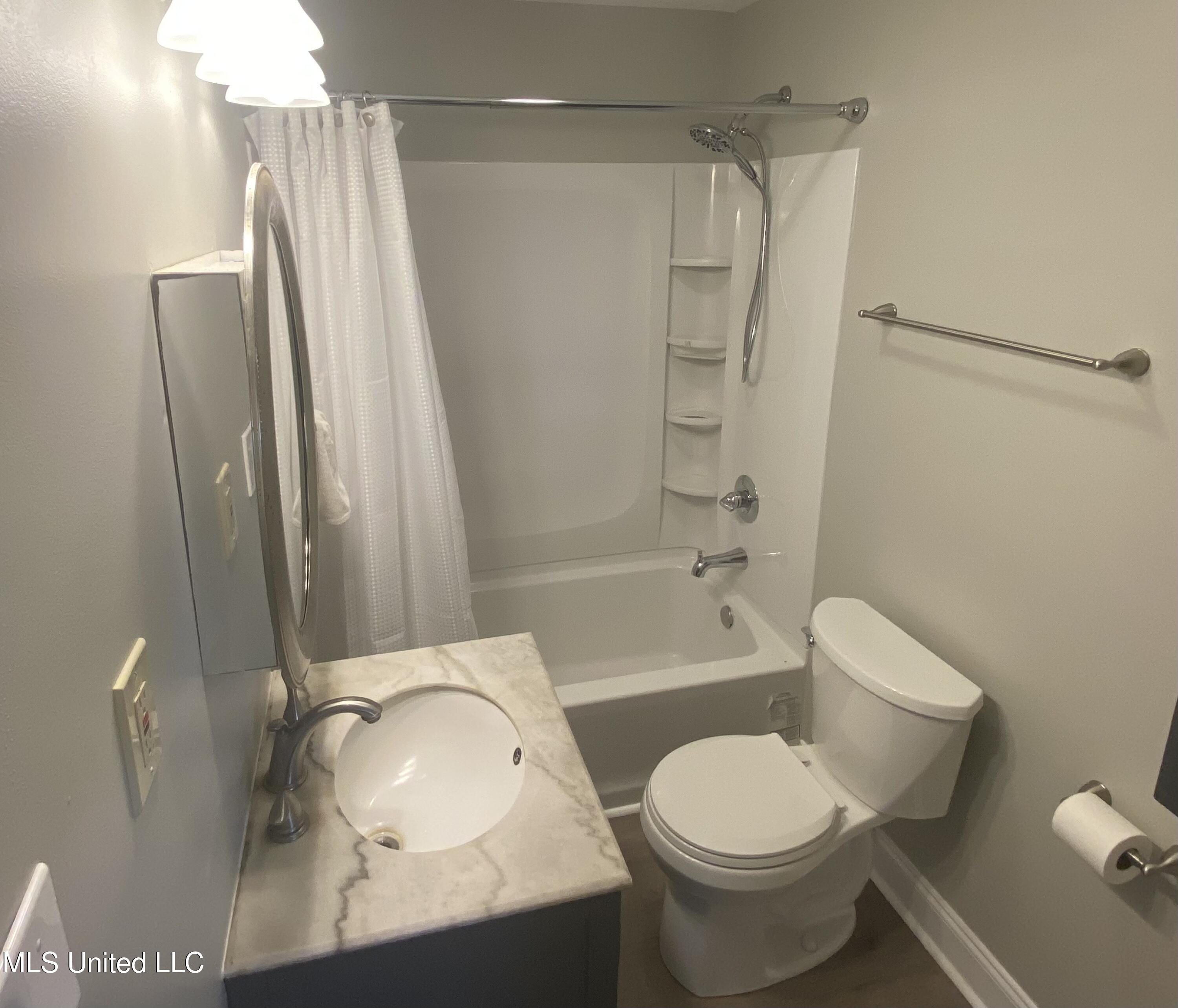 14691 North Swan Road Gulfport, MS 39503 - Photo 23 of 25 IMG_4795