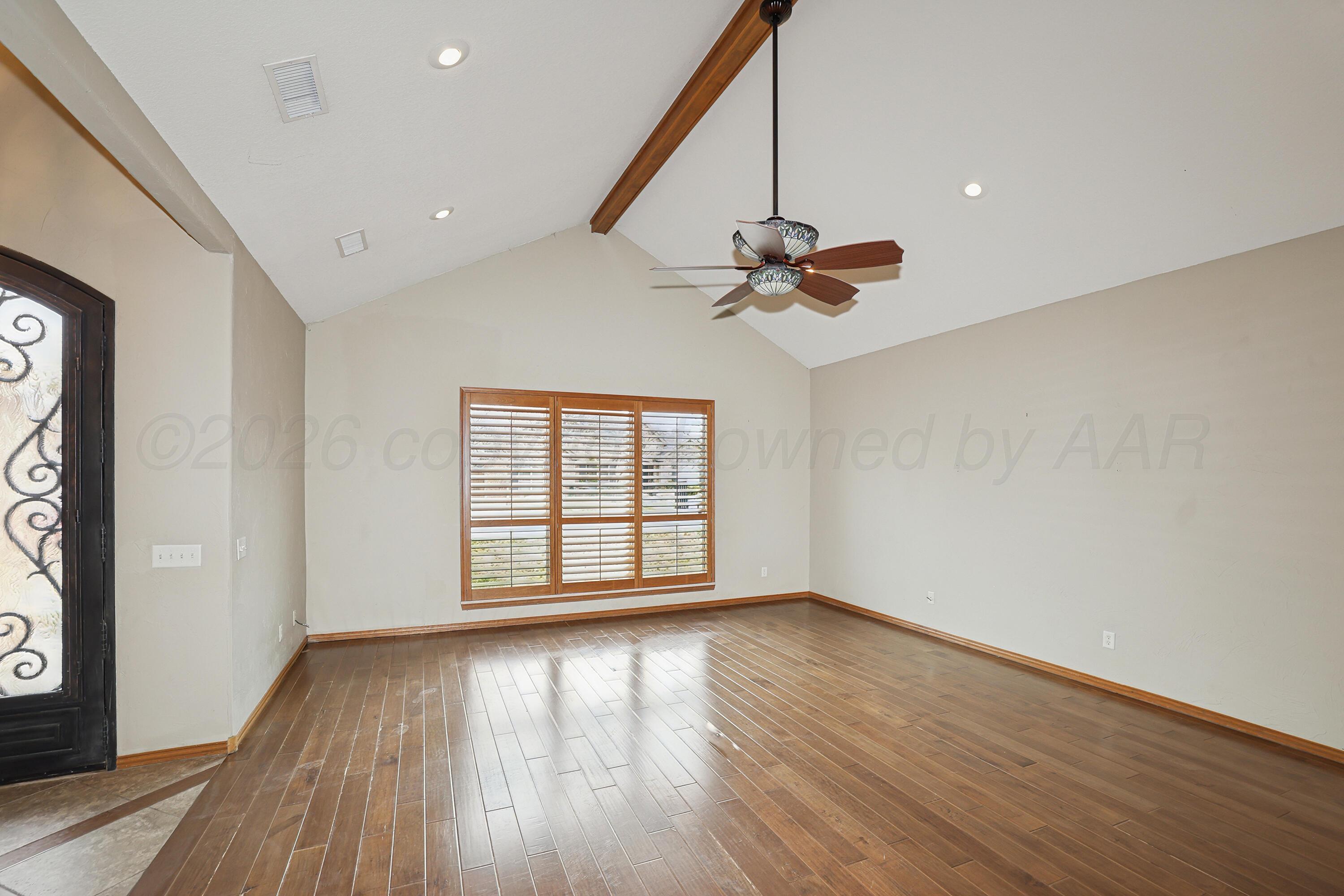 7909 London Court Amarillo, TX 79119 - Photo 6 of 34 7-Living Area
