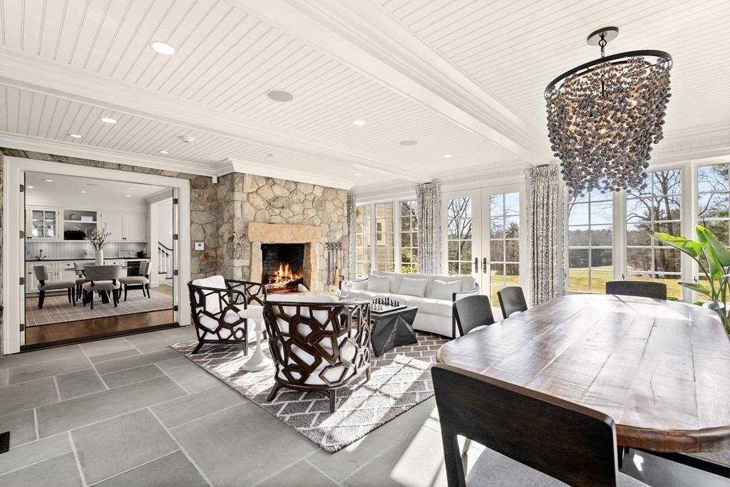 76 Robin Road Weston, MA 02493 - Photo 12 of 41