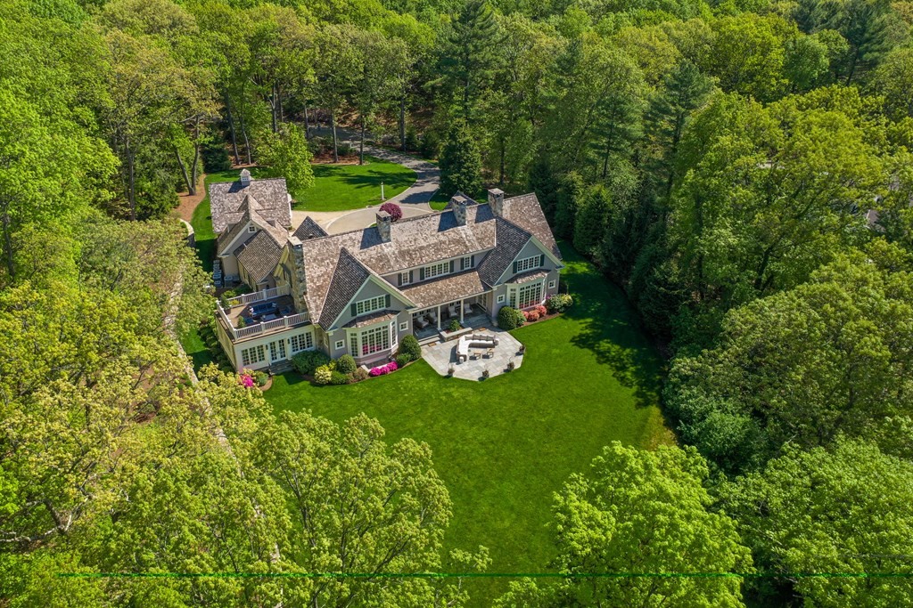 76 Robin Road Weston, MA 02493 - Photo 2 of 41