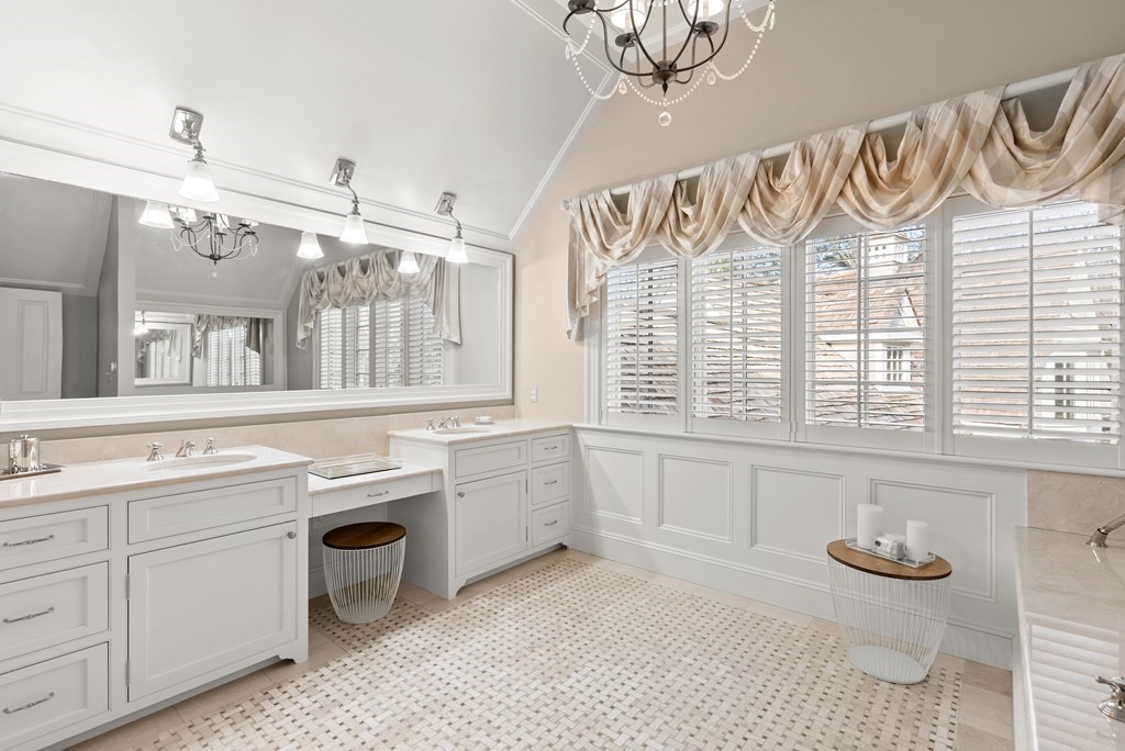 76 Robin Road Weston, MA 02493 - Photo 29 of 41