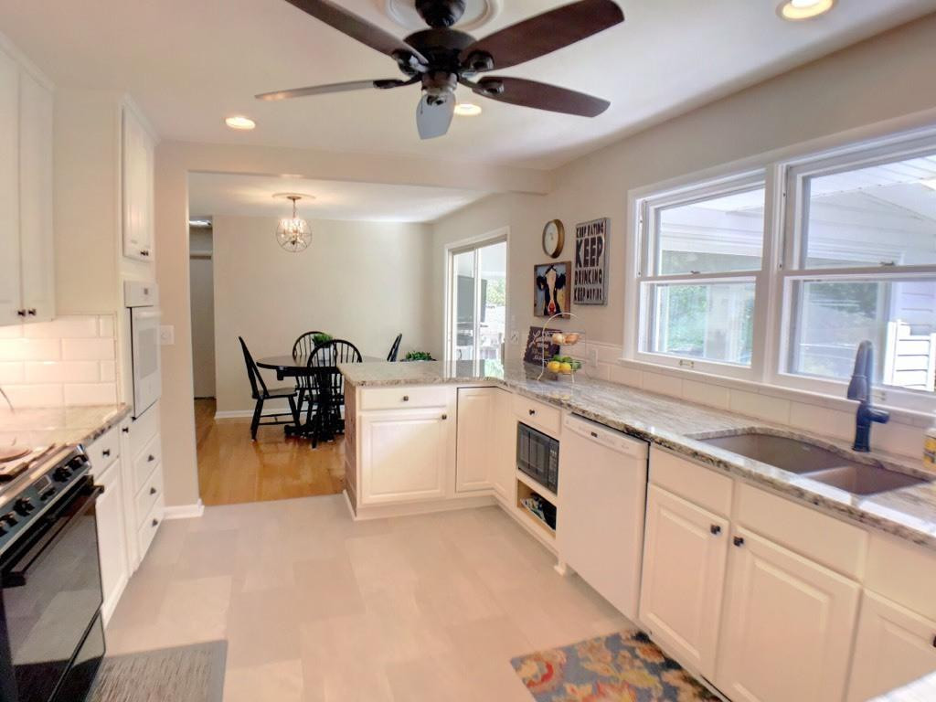 2140 Heatherly Road Kingsport, TN 37660 - Photo 10 of 36 Photo 10
