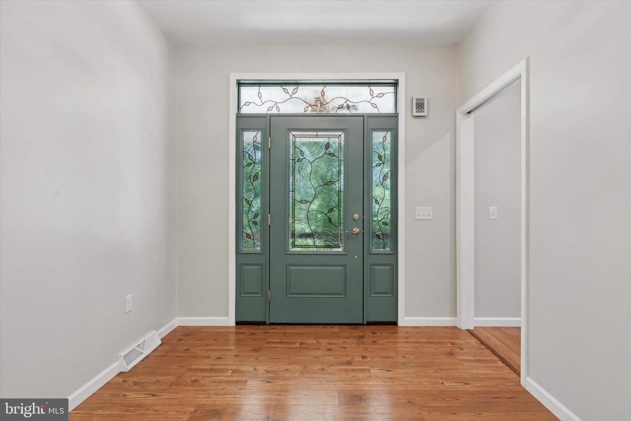 951 North Bailey Road Downingtown, PA 19335 - Photo 5 of 35 Inviting entryway with elegant glass details.