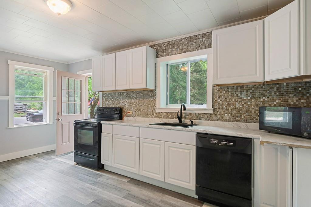 163 Petersham Road Athol, MA 01331 - Photo 13 of 32