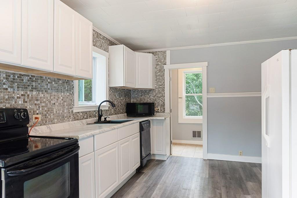 163 Petersham Road Athol, MA 01331 - Photo 16 of 32