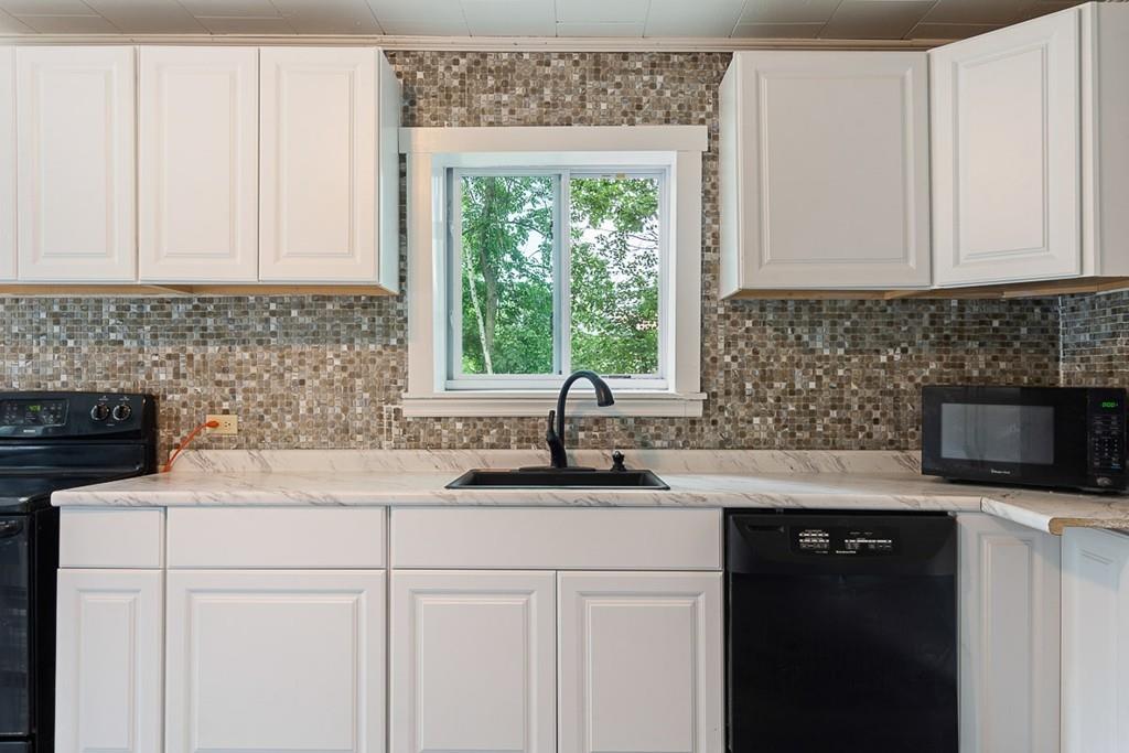 163 Petersham Road Athol, MA 01331 - Photo 18 of 32