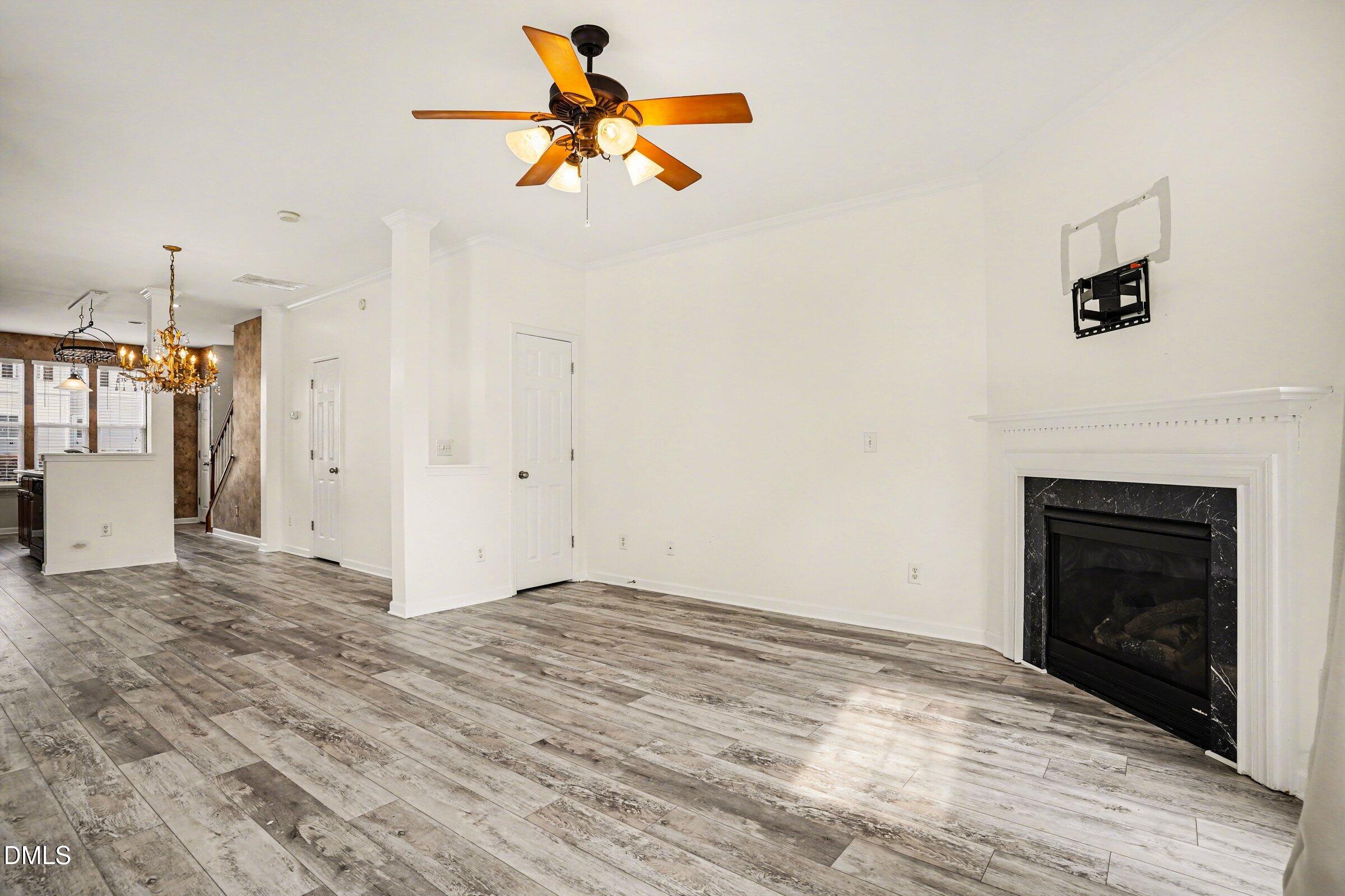 4602 Peyton Hall Way Raleigh, NC 27604 - Photo 10 of 34 009_file_1230