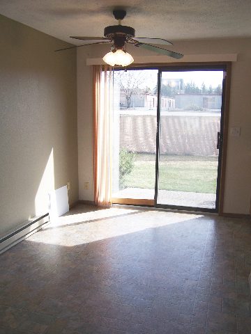 2105 North Houk Road Spokane Valley, WA 99216 - Photo 5 of 9 Gallery Image 5