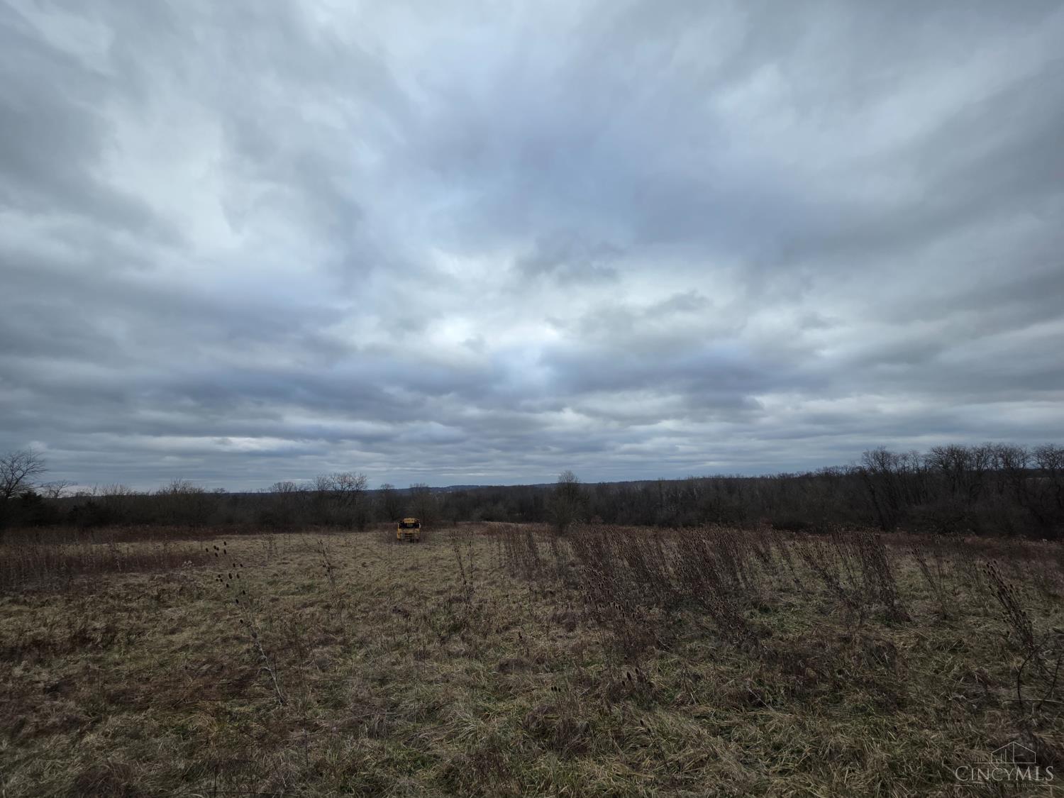 904 Salman Road Hamilton, OH 45013 - Photo 1 of 2