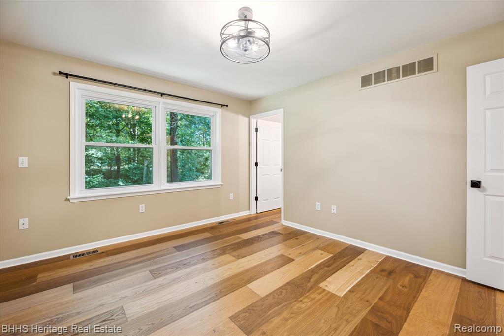 3778 Mason Road Howell, MI 48843 - Photo 20 of 41