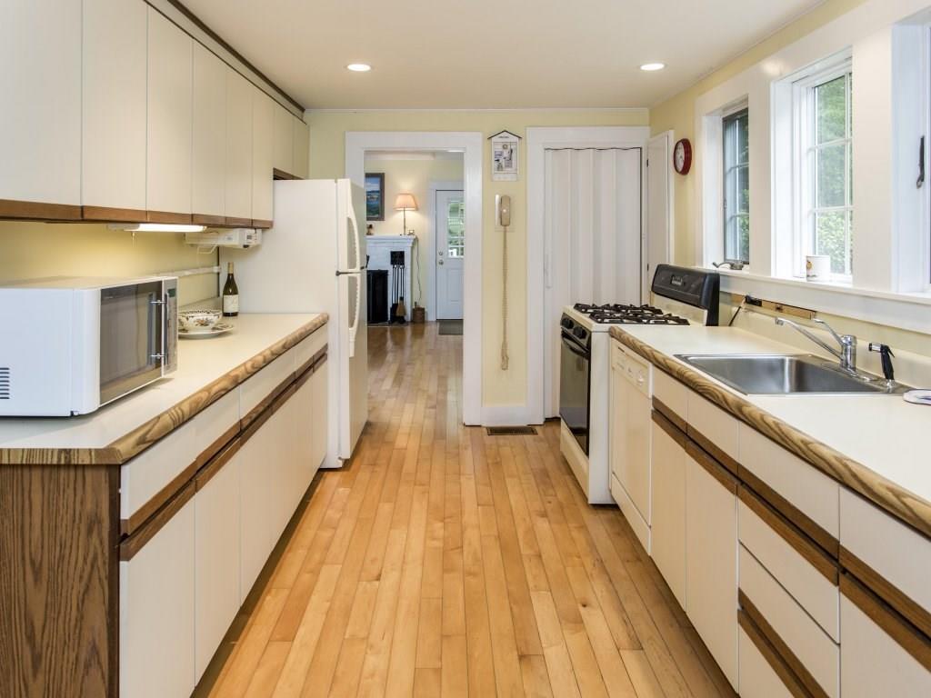 16 Bear End Road Boothbay Harbor, ME 04575 - Photo 11 of 34 Kitchen with cabinets above and...