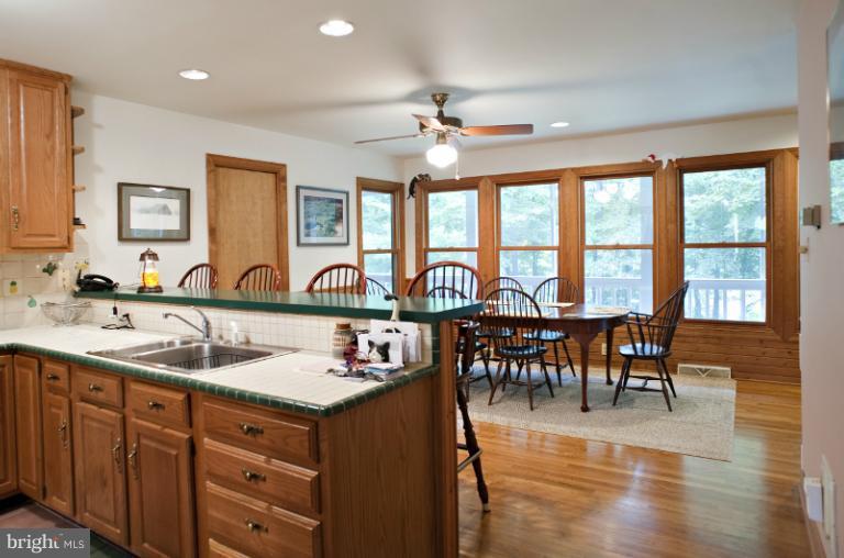 19386 Teman Road Beaverdam, VA 23015 - Photo 26 of 28 Kitchen