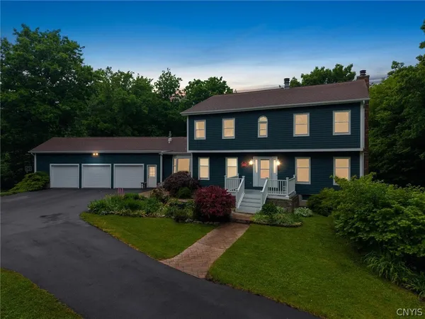 $585,000 | 8827 Salt Springs Road, Chittenango, NY 13037