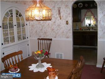 212 Brookhaven Road Brookhaven, PA 19015 - Photo 5 of 11 Dining Room