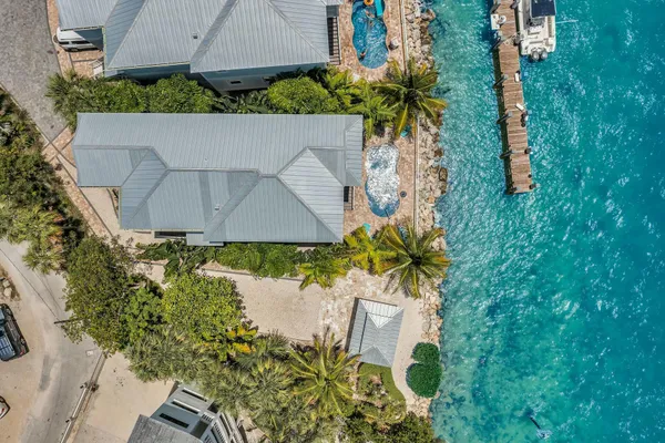 $2,575,000 | 11890 1st Ave Gulf, Unit 3, Marathon, FL 33050