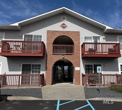 $218,000 | 1459 Northwood Drive, Unit 102, Moscow, ID 83843