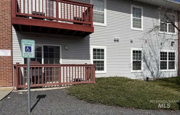 $218,000 | 1459 Northwood Drive, Unit 102, Moscow, ID 83843