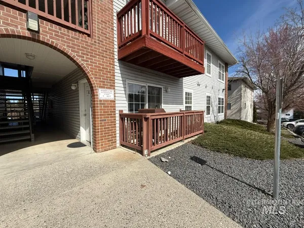 $218,000 | 1459 Northwood Drive, Unit 102, Moscow, ID 83843