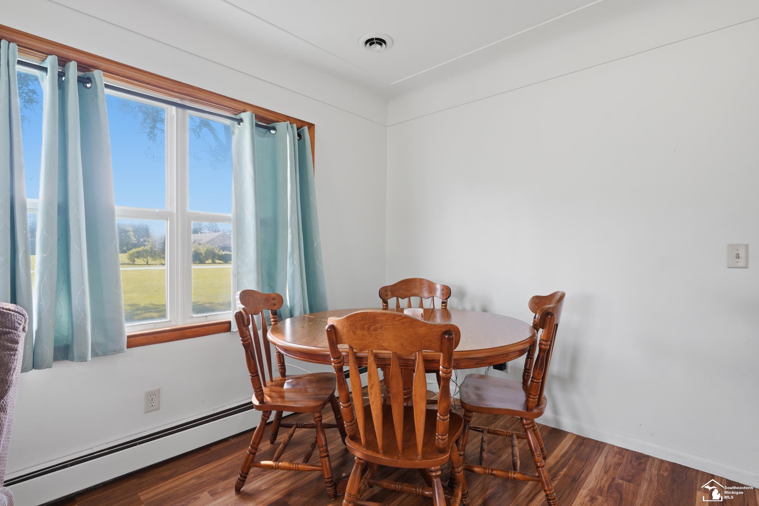 2870 Carleton Rockwood Road Carleton, MI 48117 - Photo 8 of 28