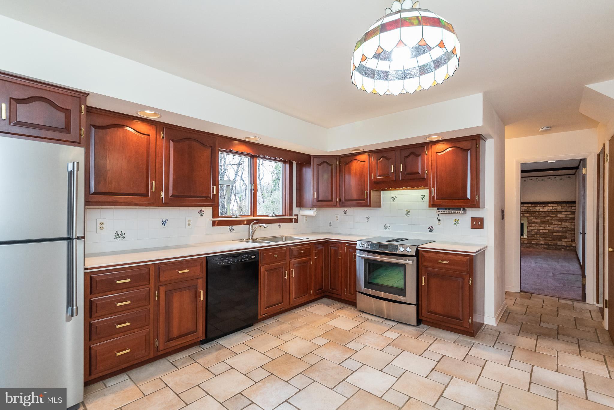1124 Sturbridge Road Fallston, MD 21047 - Photo 17 of 55 Kitchen