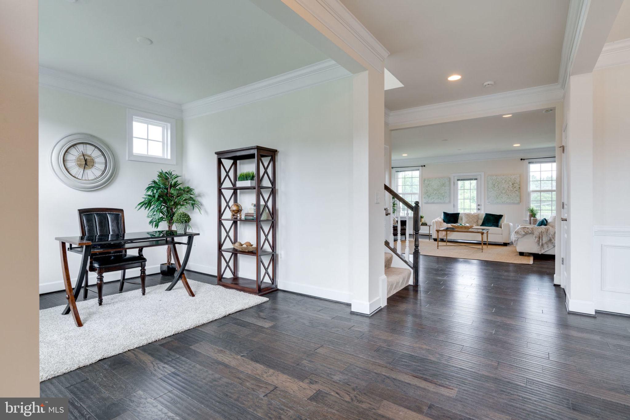 7516 Tangerine Place Lorton, VA 22079 - Photo 3 of 38 Beautiful hardwood flooring throughout main floor