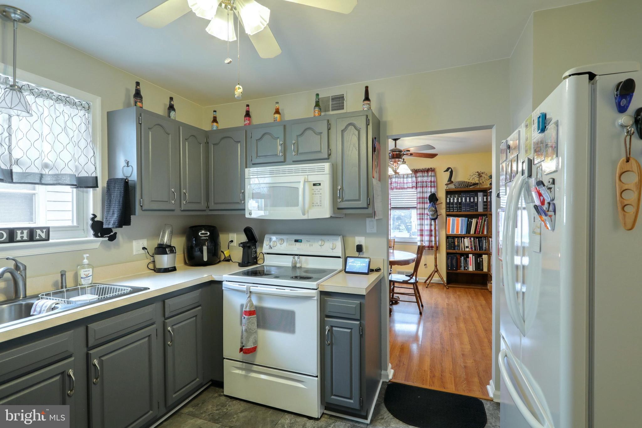 211 Wynwood Road York, PA 17402 - Photo 24 of 41 Gallery Image 24