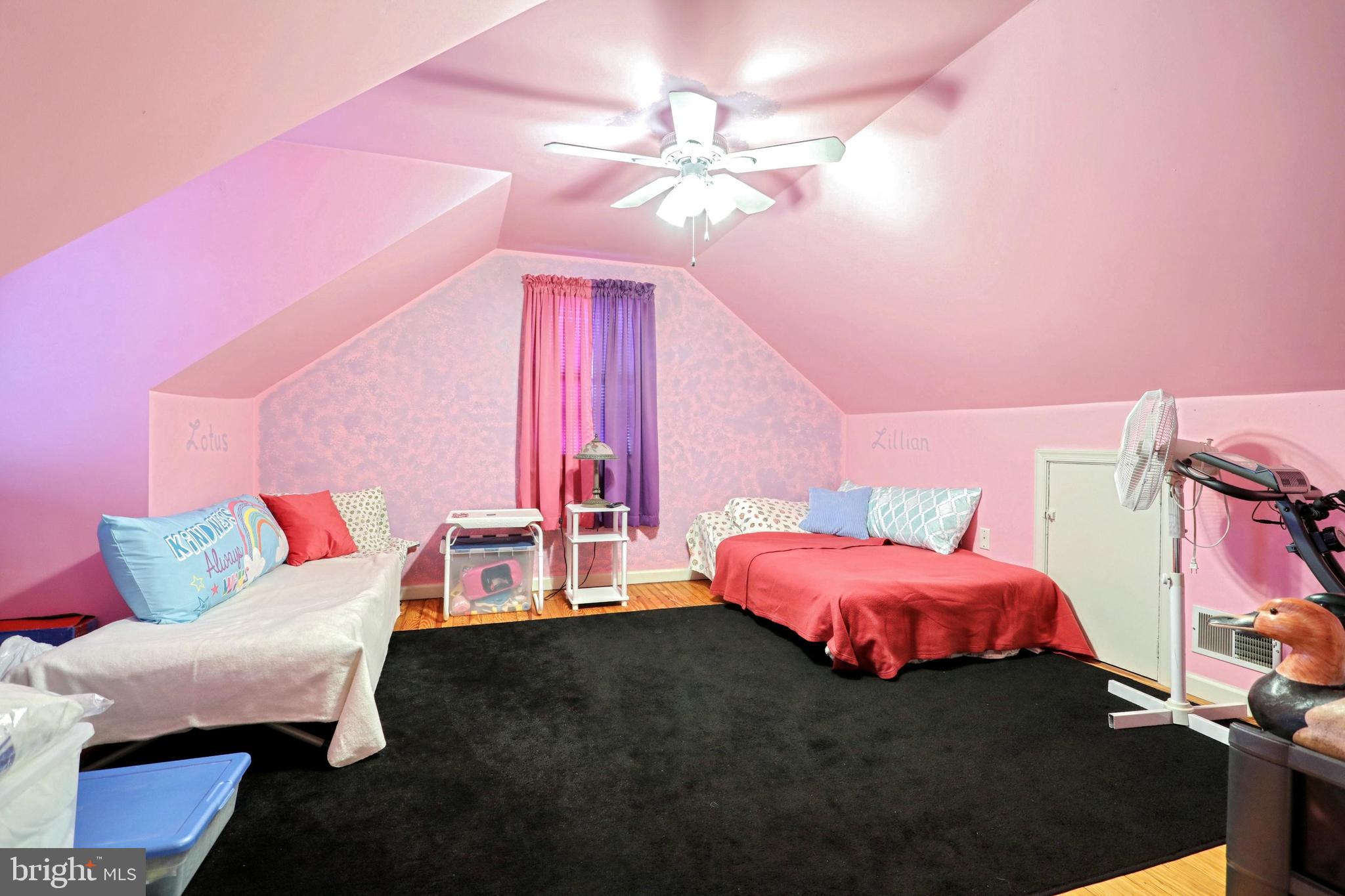 211 Wynwood Road York, PA 17402 - Photo 29 of 41 Gallery Image 29