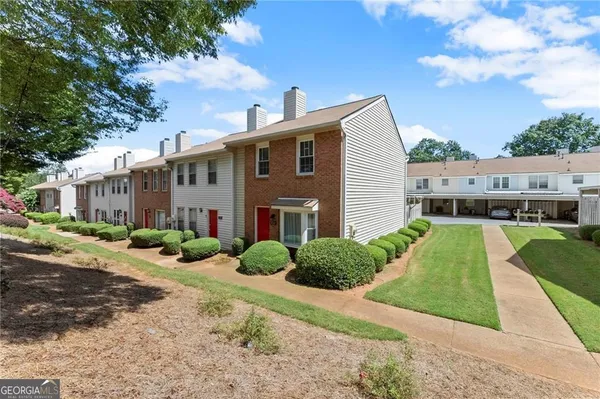 $1,995 | 218 Mill Creek Place, Roswell, GA 30076