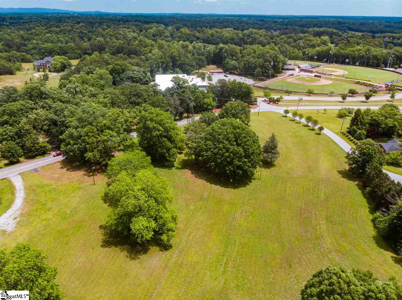 660 Pope Field Road Easley, SC 29642 - Photo 5 of 36 Gallery Image 5