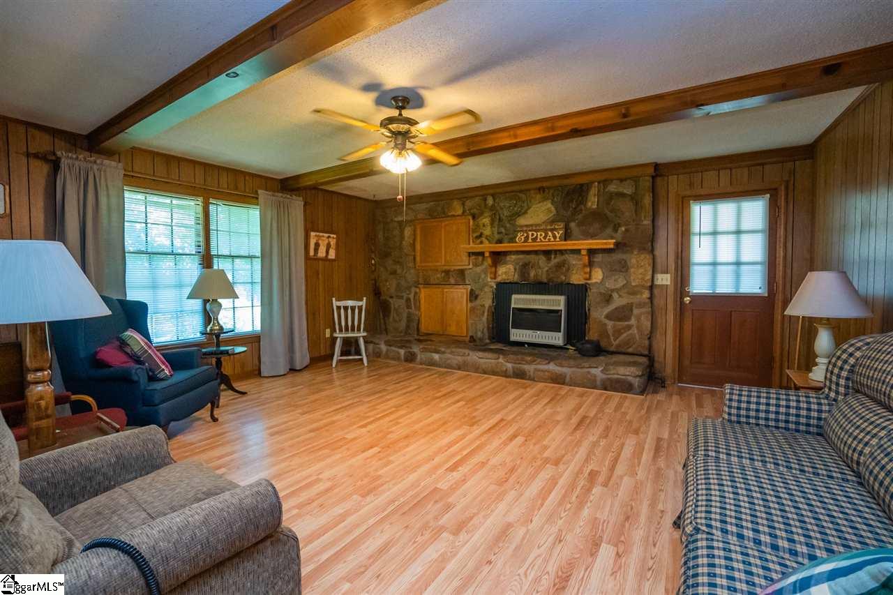 660 Pope Field Road Easley, SC 29642 - Photo 10 of 36 Gallery Image 10