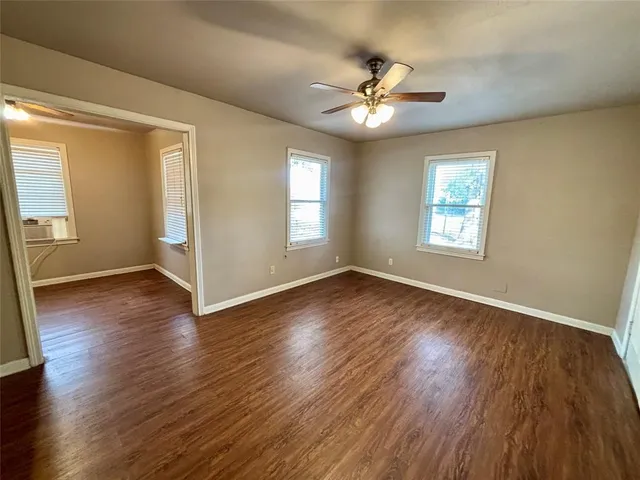 $1,245 | 5605 Thomas Lane, River Oaks, TX 76114