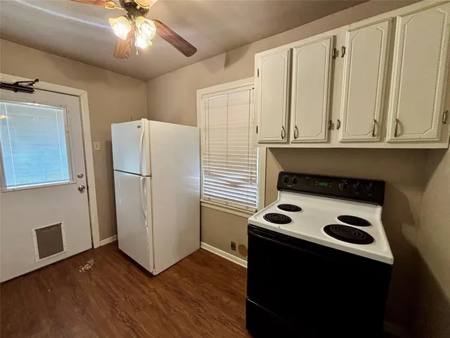 $1,245 | 5605 Thomas Lane, River Oaks, TX 76114
