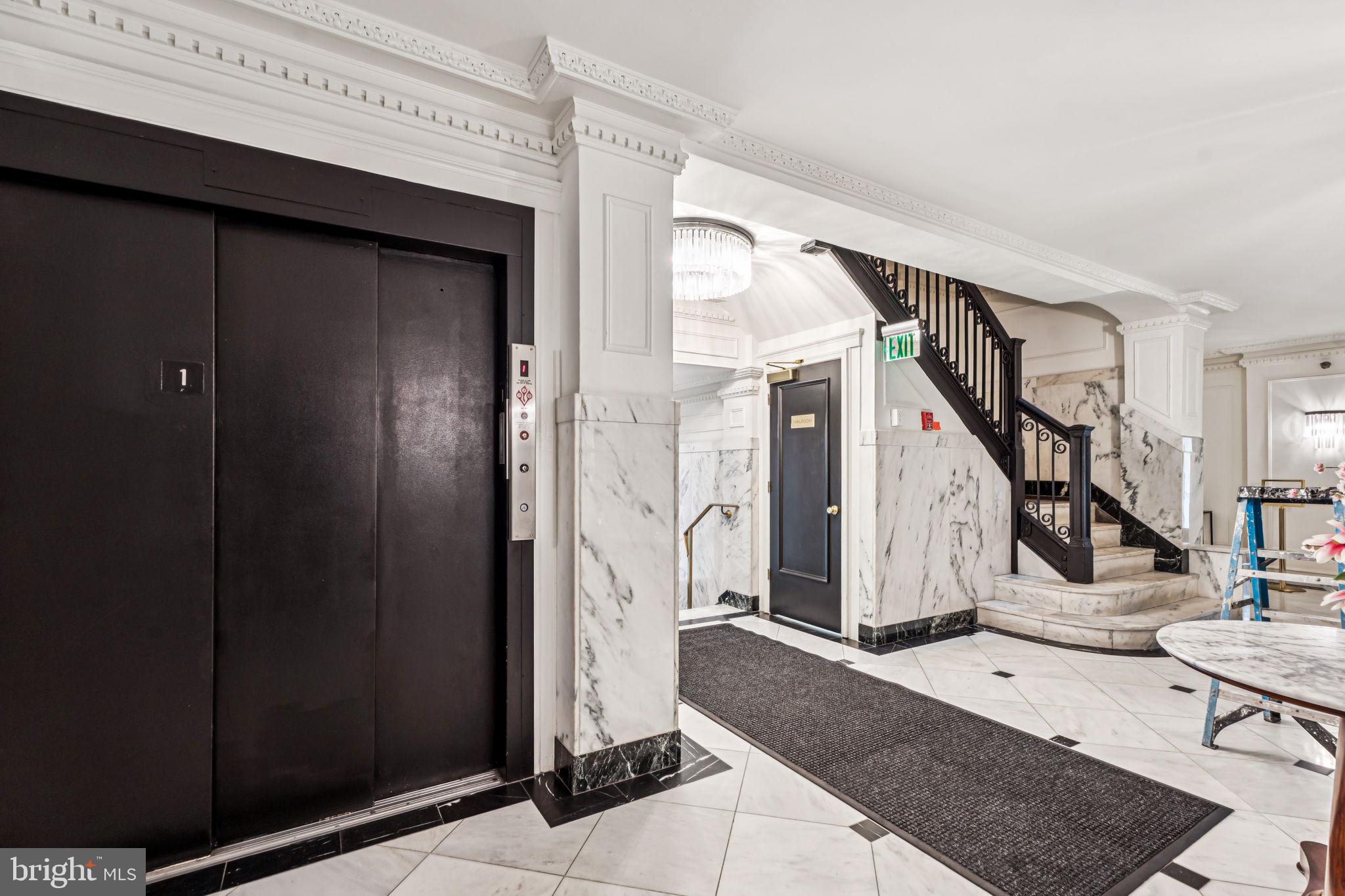 2201 Chestnut Street, Unit 503 Philadelphia, PA 19103 - Photo 17 of 22
