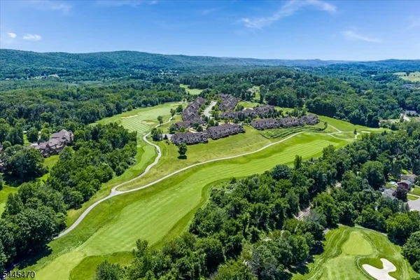 $799,000 | 9 Rockhall Court, Hamburg, NJ 07419