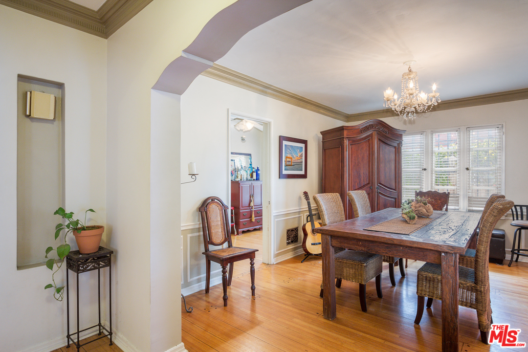 1272 South Ridgeley Drive Los Angeles, CA 90019 - Photo 25 of 41