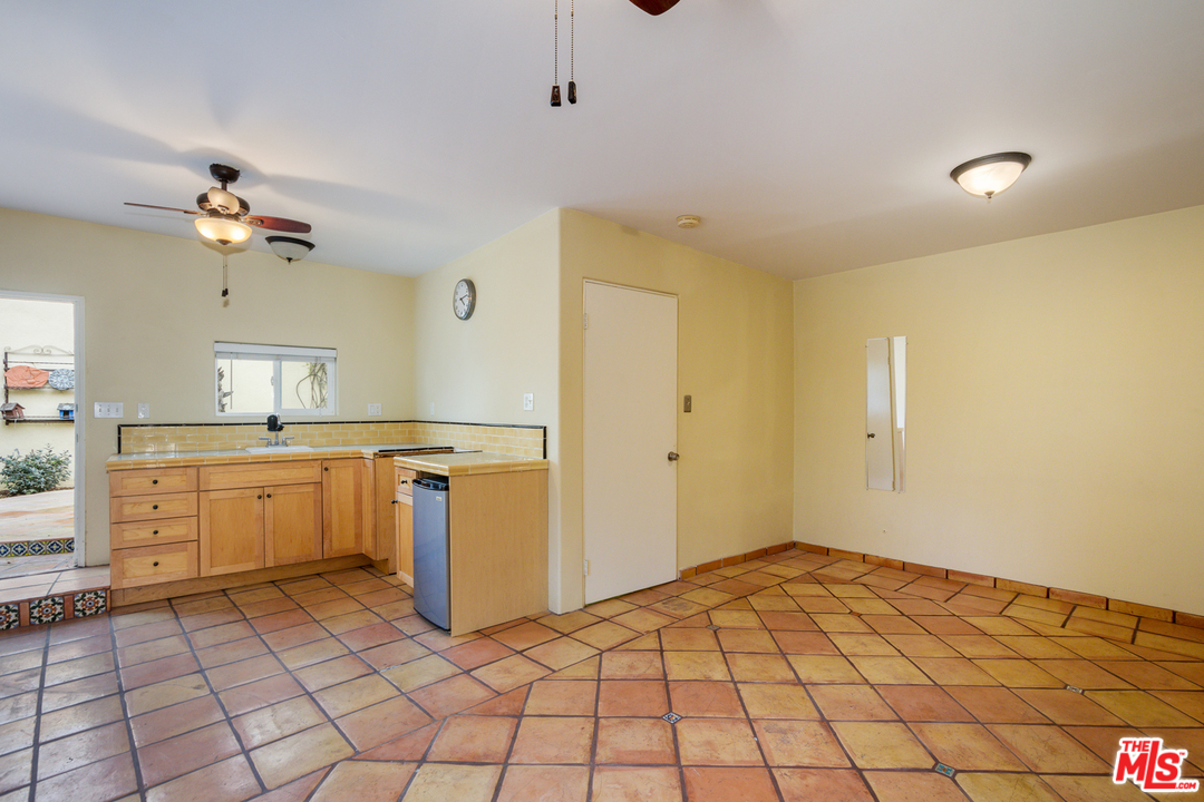 1272 South Ridgeley Drive Los Angeles, CA 90019 - Photo 40 of 41