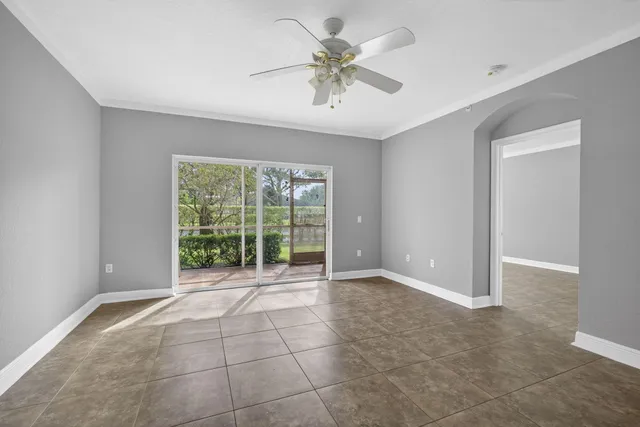 $170,000 | 4723 Lucerne Lakes Boulevard East, Unit 612, Lake Worth, FL 33467