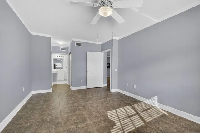 $170,000 | 4723 Lucerne Lakes Boulevard East, Unit 612, Lake Worth, FL 33467