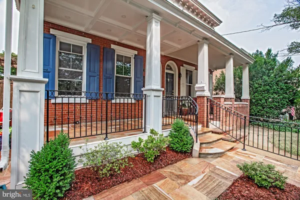 $565,000 | 2013 Delaware Avenue, Wilmington, DE 19806