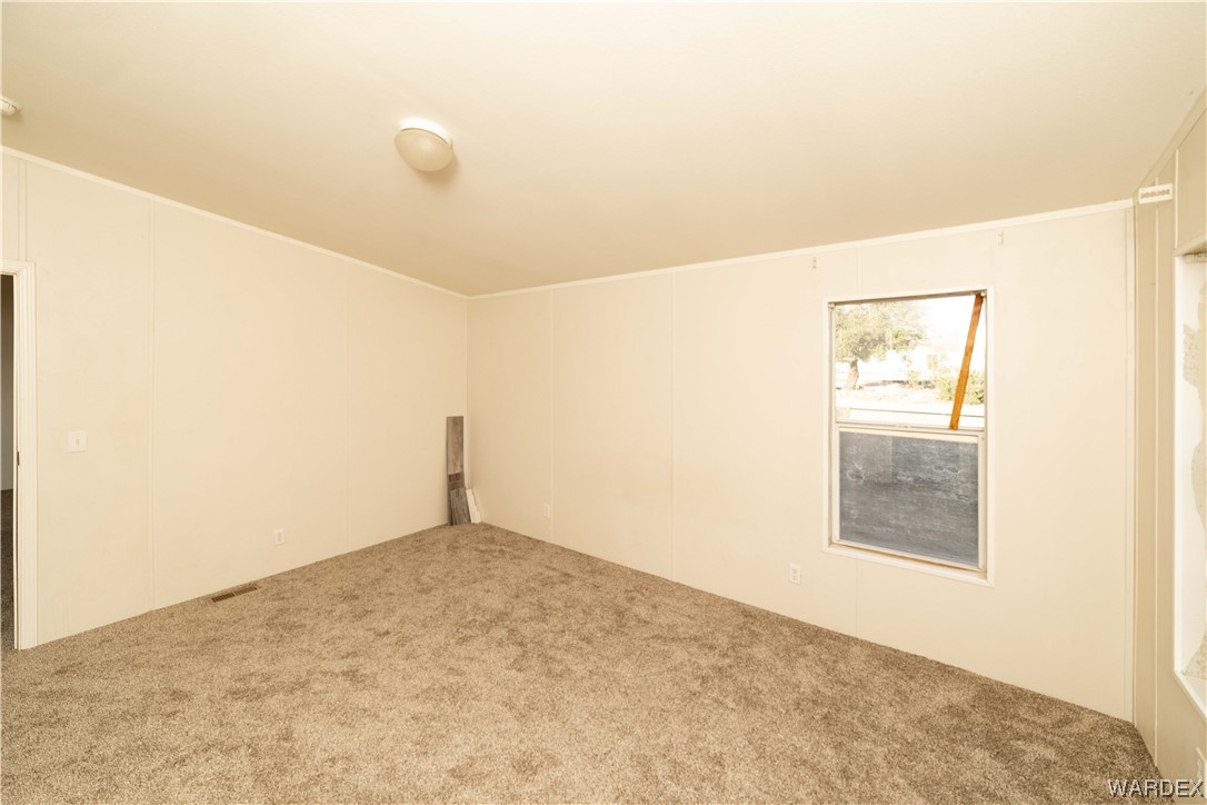 3329 Heber Road Golden Valley, AZ 86413 - Photo 34 of 52 a view of an empty room