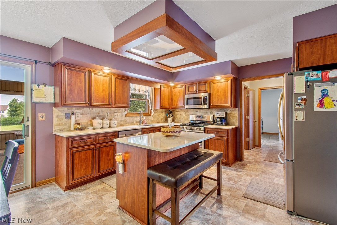 6815 Neff Road Medina, OH 44256 - Photo 11 of 32 Gallery Image 11