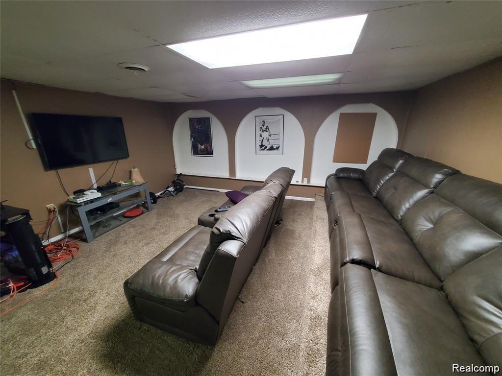 1902 Hampden Road Flint, MI 48503 - Photo 26 of 27 GetMedia (25).jpg