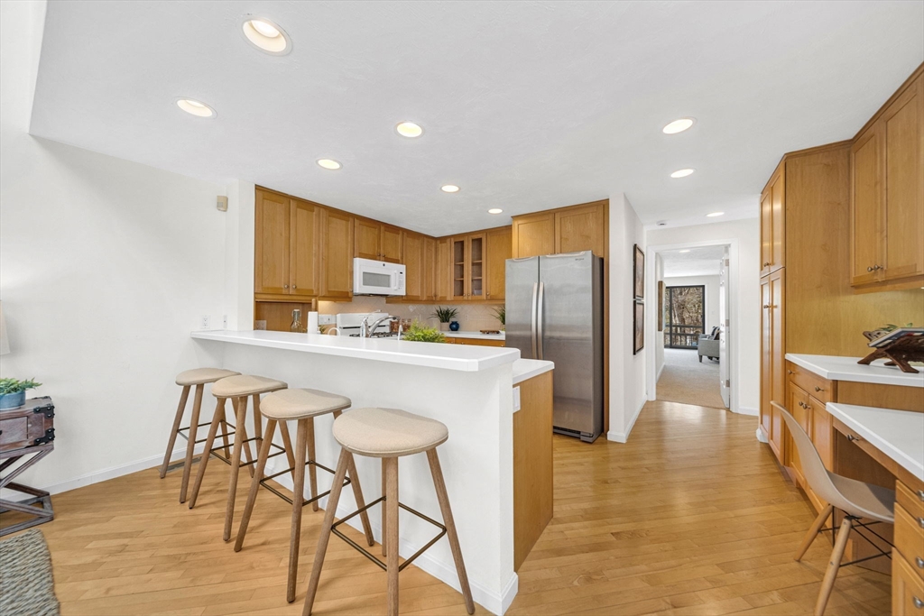 12 Cutting Cross Way, Unit 12 Wayland, MA 01778 - Photo 3 of 19